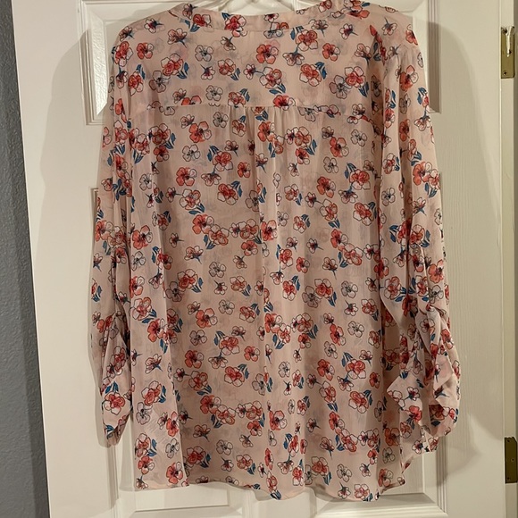 KUT from the Kloth chiffon cherry blossom button down blouse 3X - Picture 5 of 6